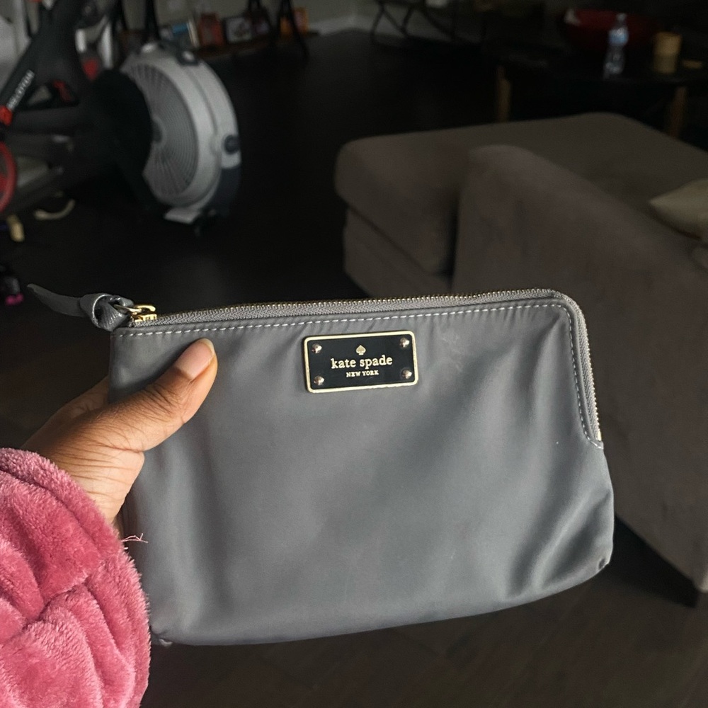 Kate Spade Gray Wristlet Clutch Sleek Design